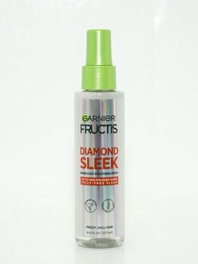 Garnier Diamond Sleek Shine-Coat Smoothing Spray 4.6 Oz NEW!